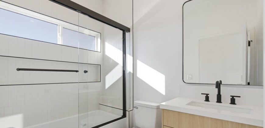 Stunning New Construction Residence in Redondo Blvd – FOR RENT!