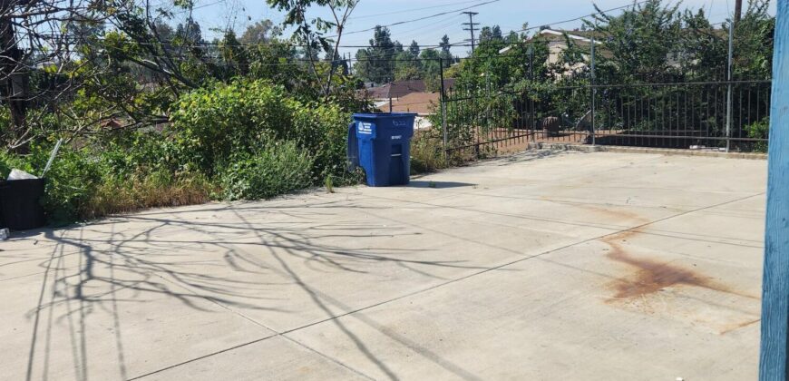 Prime Commercial Space for Lease – High Traffic Location in East L.A. – 4222 E CESAR E CHAVEZ AVE