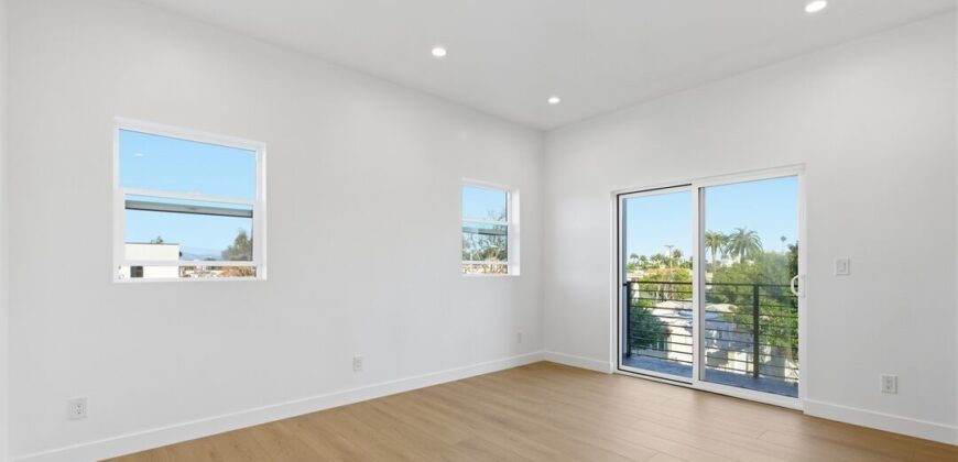 Stunning New Construction Residence in Redondo Blvd – FOR RENT!