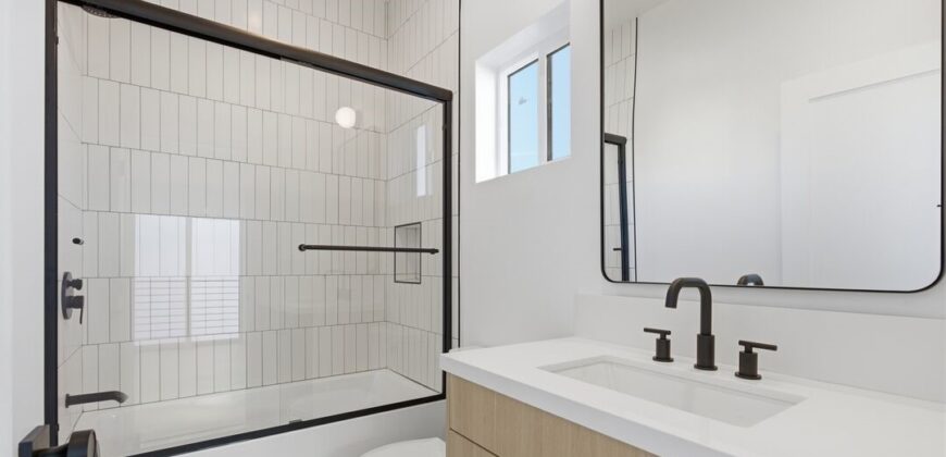 Stunning New Construction Residence in Redondo Blvd – FOR RENT!