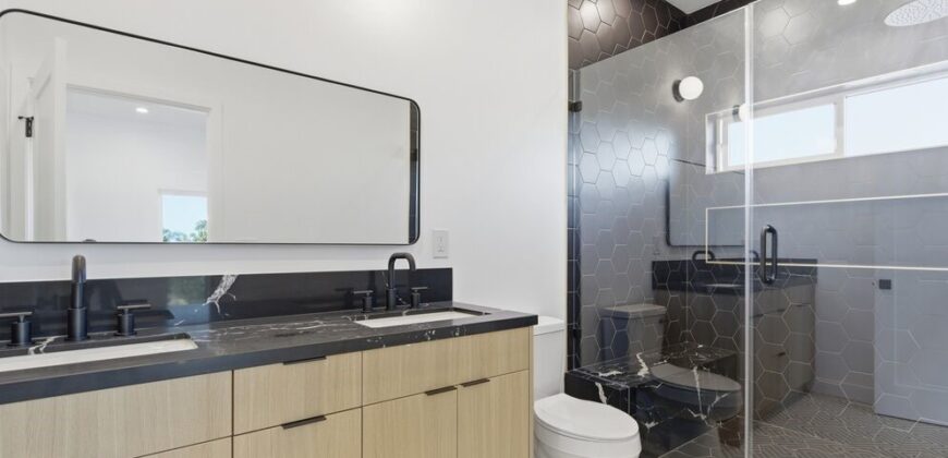 Stunning New Construction Residence in Redondo Blvd – FOR RENT!