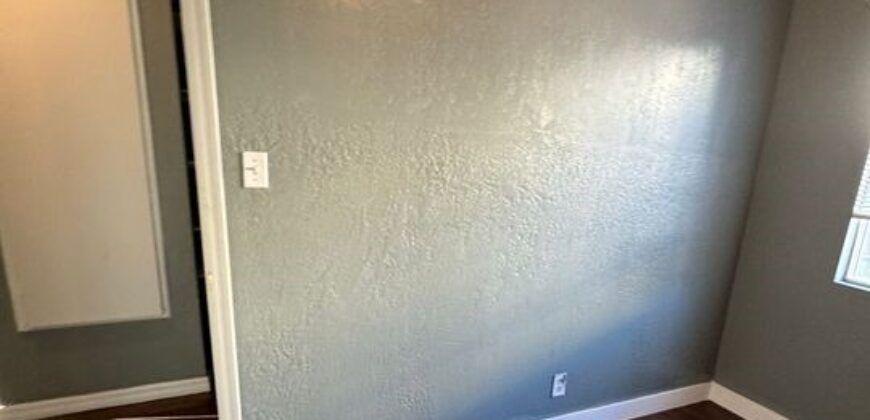 Well Maintained Duplex in Panorama City – FOR SALE!