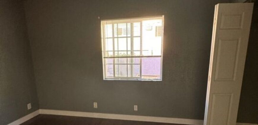 Well Maintained Duplex in Panorama City – FOR SALE!