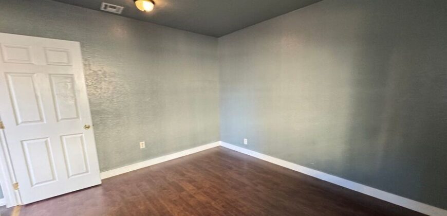 Well Maintained Duplex in Panorama City – FOR SALE!