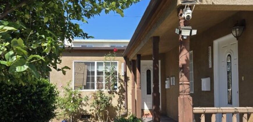 Well Maintained Duplex in Panorama City – FOR SALE!