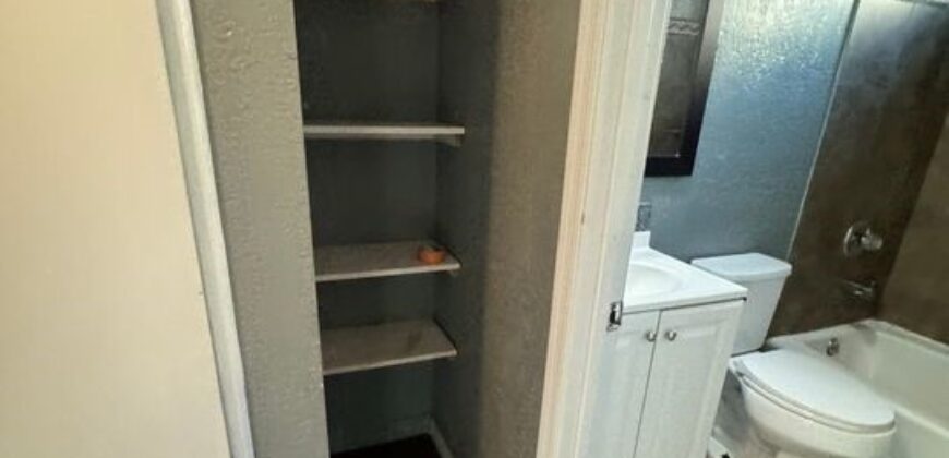 Well Maintained Duplex in Panorama City – FOR SALE!