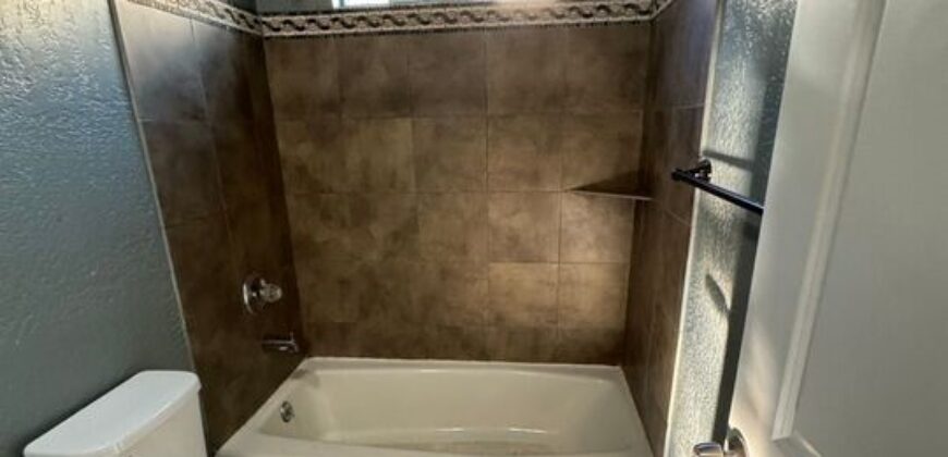 Well Maintained Duplex in Panorama City – FOR SALE!