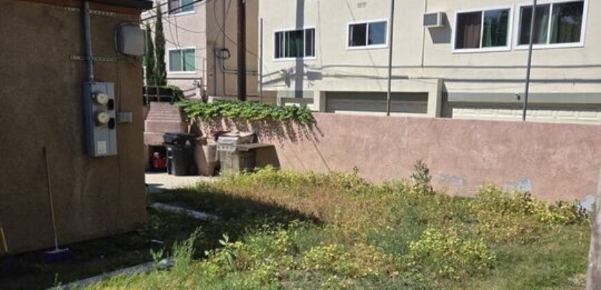 Well Maintained Duplex in Panorama City – FOR SALE!