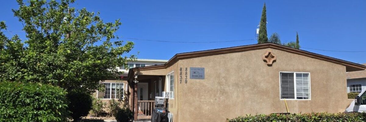Well Maintained Duplex in Panorama City – FOR SALE!