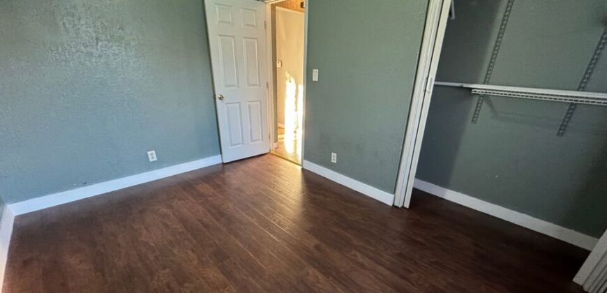 Well Maintained Duplex in Panorama City – FOR SALE!