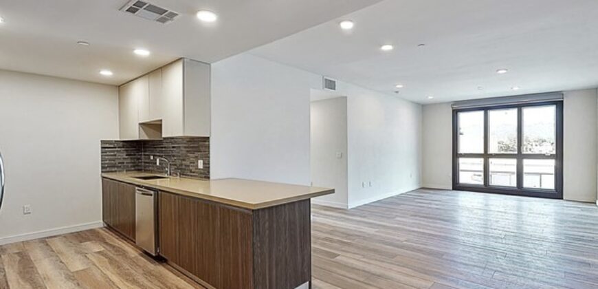 1070 S Bedford St #205 – FOR RENT!