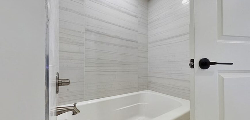 1070 S Bedford St #205 – FOR RENT!