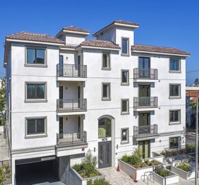 1070 S Bedford St #205 – FOR RENT!