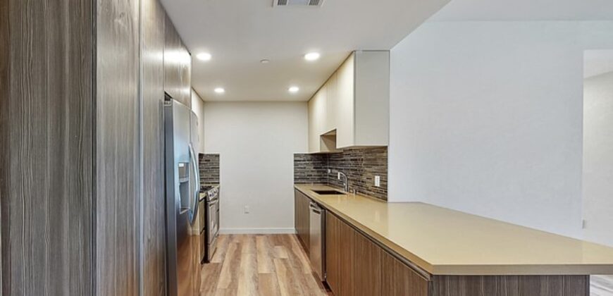 1070 S Bedford St #205 – FOR RENT!