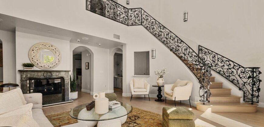 Exceptional Penthouse-Style Townhome – FOR SALE! 1610 CAMDEN AVE #101