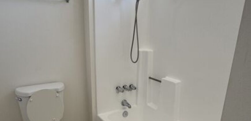 1Bed / 1Bath – FOR RENT! 3744 Delmas Ter. #7