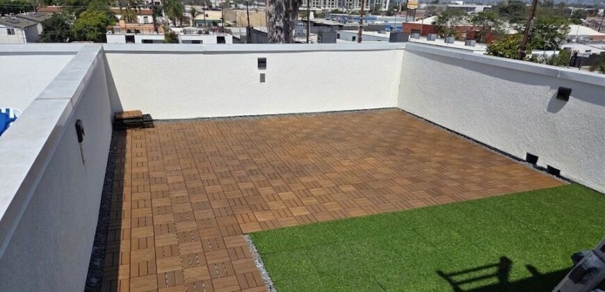 Modern West Adams Living with Expansive Rooftop Views!! –  3420 12th Ave #1/2 FOR RENT!