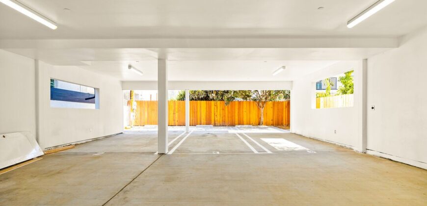 Modern West Adams Living with Expansive Rooftop Views!! –  3420 12th Ave #1/2 FOR RENT!