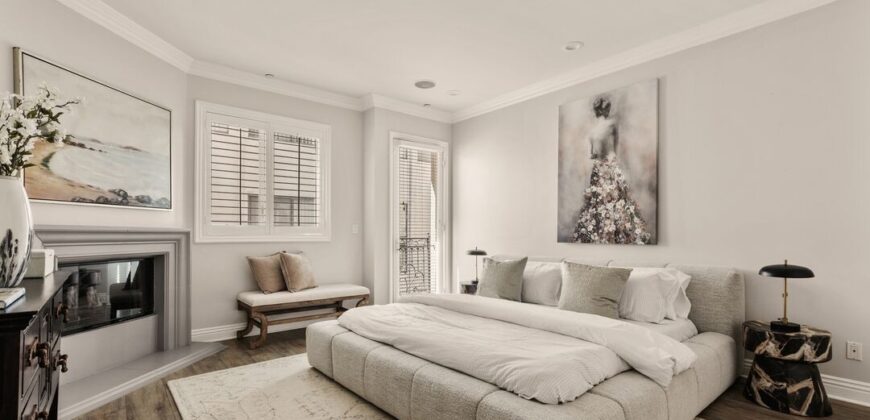 Exceptional Penthouse-Style Townhome – FOR SALE! 1610 CAMDEN AVE #101