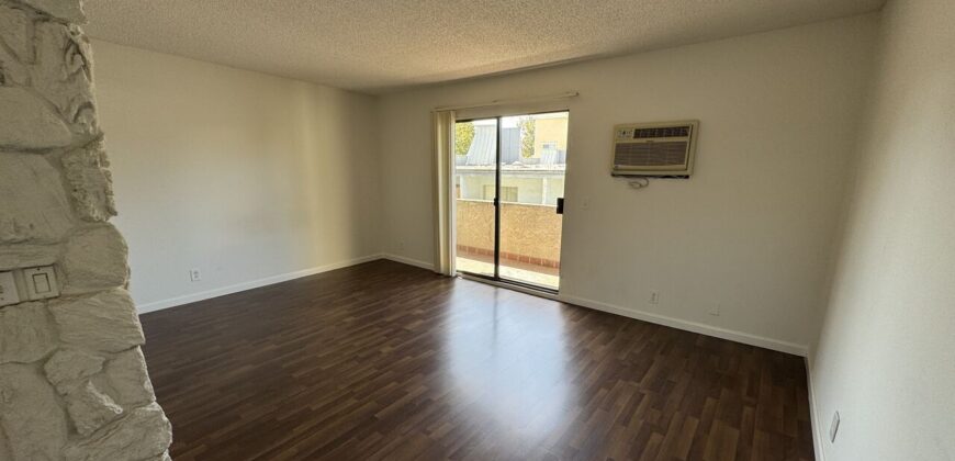 1Bed / 1Bath – FOR RENT! 3744 Delmas Ter. #7