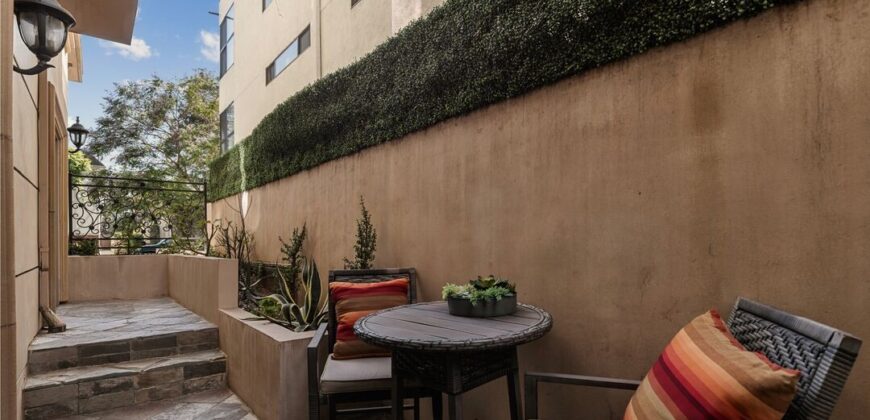 Exceptional Penthouse-Style Townhome – FOR SALE! 1610 CAMDEN AVE #101