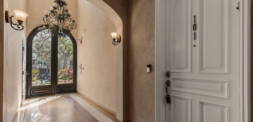 Exceptional Penthouse-Style Townhome – FOR SALE! 1610 CAMDEN AVE #101