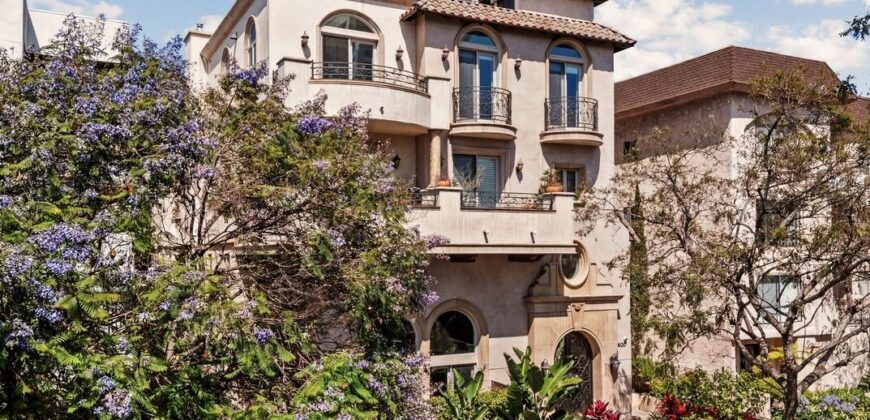 Exceptional Penthouse-Style Townhome – FOR SALE! 1610 CAMDEN AVE #101