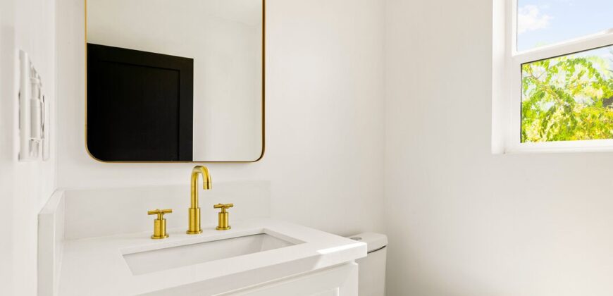Modern West Adams Living with Expansive Rooftop Views!! –  3420 12th Ave #1/2 FOR RENT!