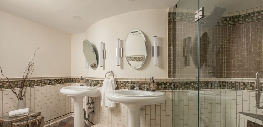 SANTA MONICA LIVING AT ITS FINEST! 837 18TH ST #3 – FOR SALE!