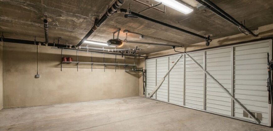 SANTA MONICA LIVING AT ITS FINEST! 837 18TH ST #3 – FOR SALE!