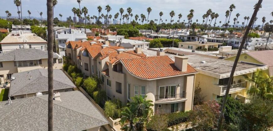 SANTA MONICA LIVING AT ITS FINEST! 837 18TH ST #3 – FOR SALE!