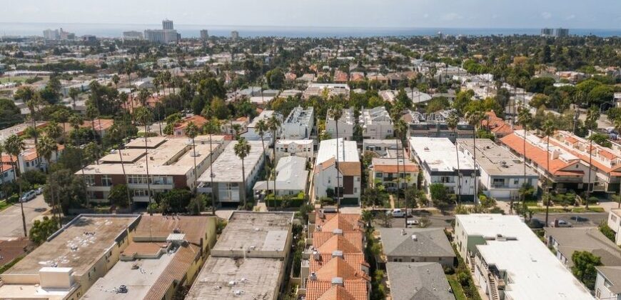 SANTA MONICA LIVING AT ITS FINEST! 837 18TH ST #3 – FOR SALE!