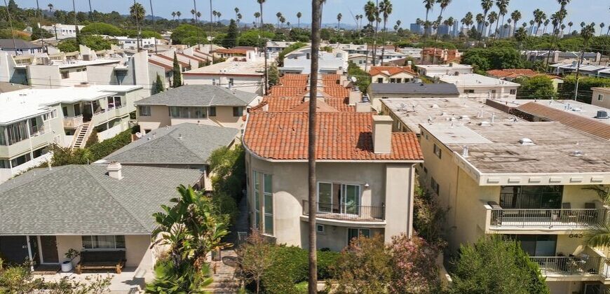SANTA MONICA LIVING AT ITS FINEST! 837 18TH ST #3 – FOR SALE!
