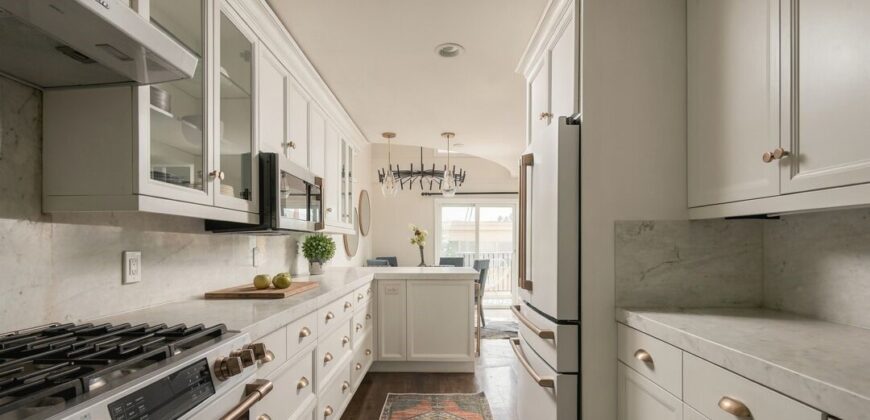 SANTA MONICA LIVING AT ITS FINEST! 837 18TH ST #3 – FOR SALE!