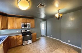 Beautiful & Spacious 3-Bedroom Home with Private Yard in Panorama City – AVAILABLE NOW!