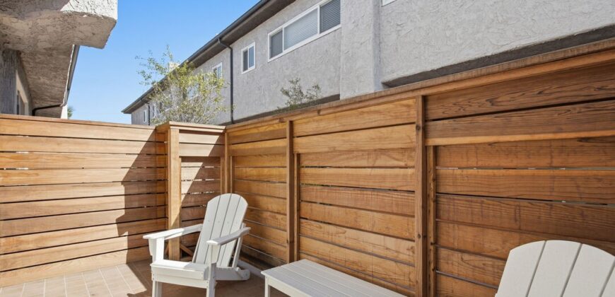 1734 S Westgate Ave #3 – FOR SALE!